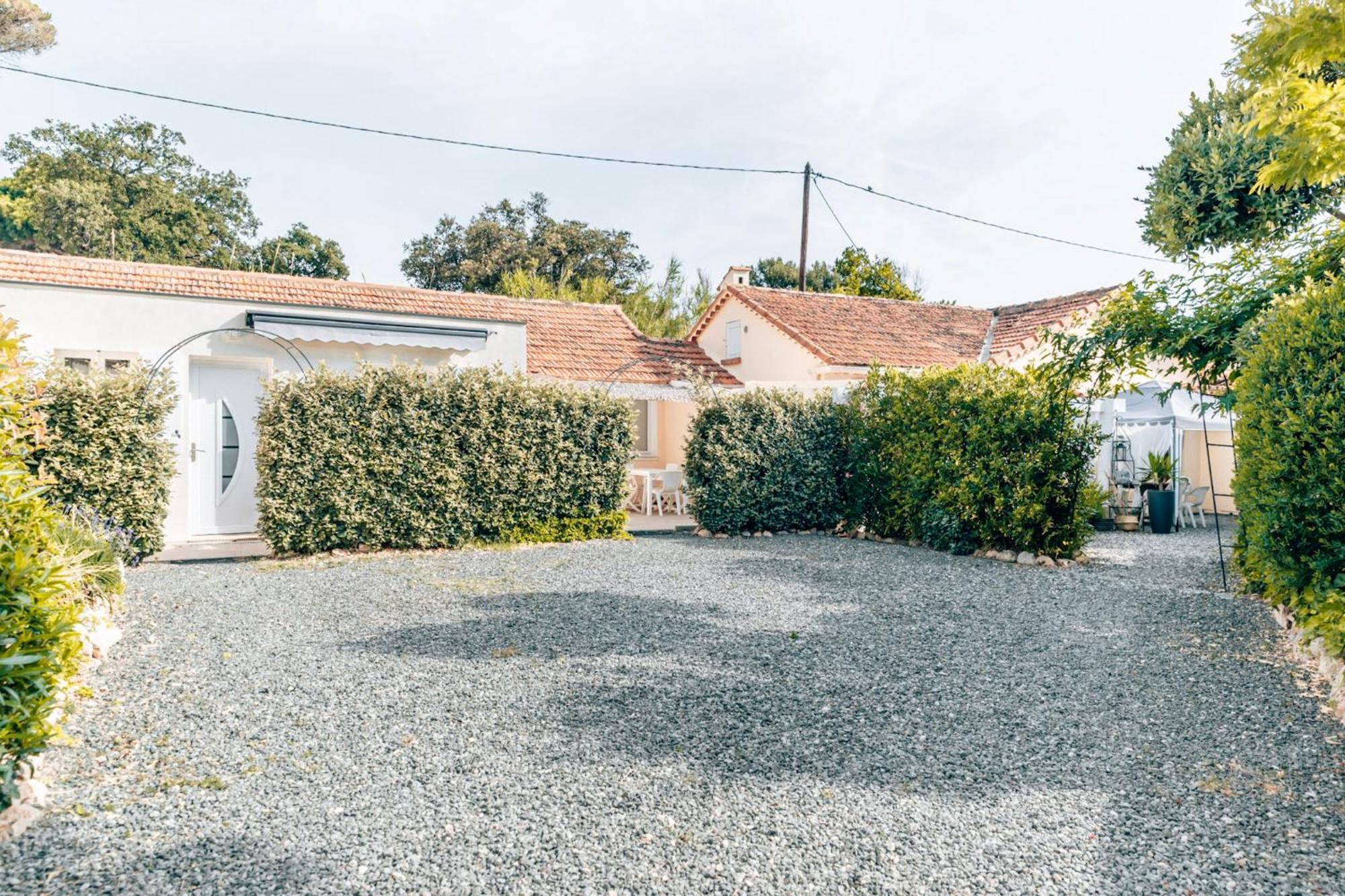 Reve D'Azur En Bord De Mer A La Nartelle Avec Piscine Dans La Residence, Terrasse, Bbq, 2 Chambres 2 Sdb Logement De 35M2 Draps Inclus Sainte-Maxime Dış mekan fotoğraf