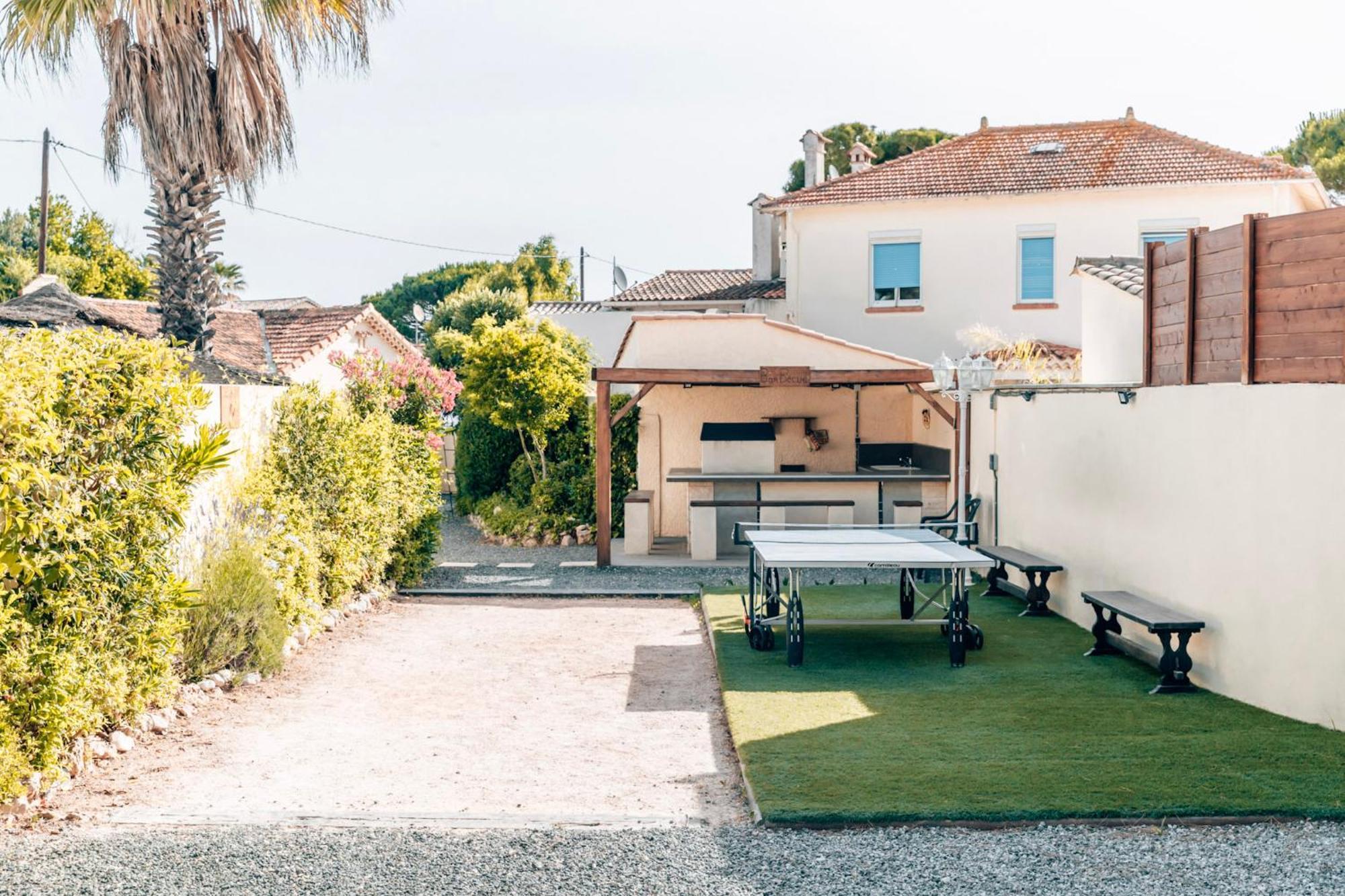 Reve D'Azur En Bord De Mer A La Nartelle Avec Piscine Dans La Residence, Terrasse, Bbq, 2 Chambres 2 Sdb Logement De 35M2 Draps Inclus Sainte-Maxime Dış mekan fotoğraf