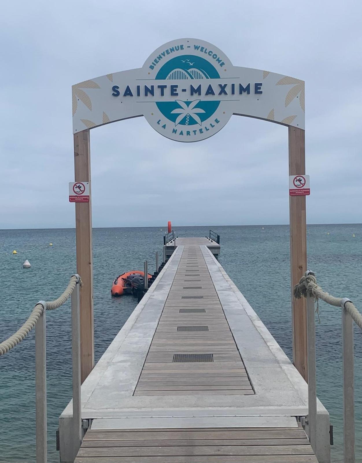 Reve D'Azur En Bord De Mer A La Nartelle Avec Piscine Dans La Residence, Terrasse, Bbq, 2 Chambres 2 Sdb Logement De 35M2 Draps Inclus Sainte-Maxime Dış mekan fotoğraf